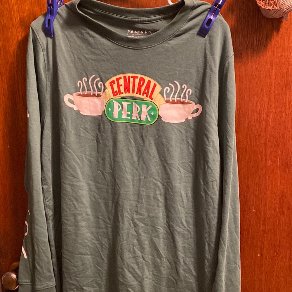 Womens Friends long sleeve shirt